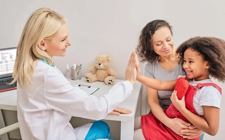 What is the youngest age that autism can show up in children?