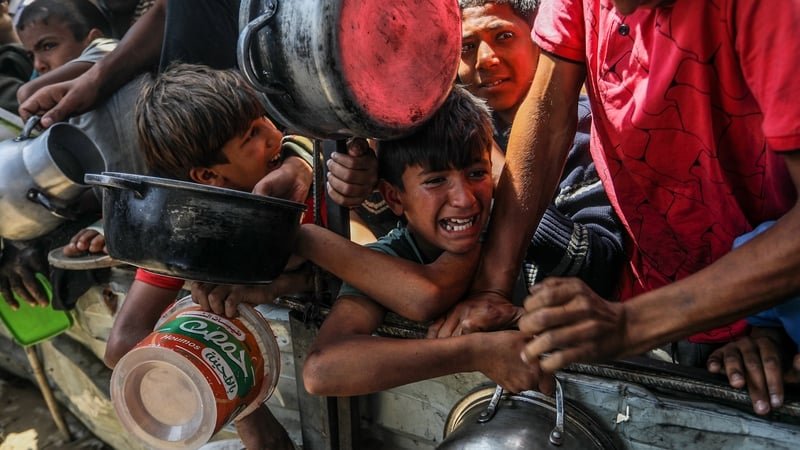 Blockade leaves Gaza aid work on verge of collapse, say UN, Red Cross