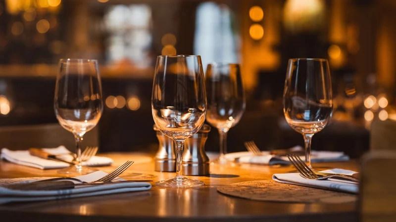 Government considers delaying hospitality VAT reduction