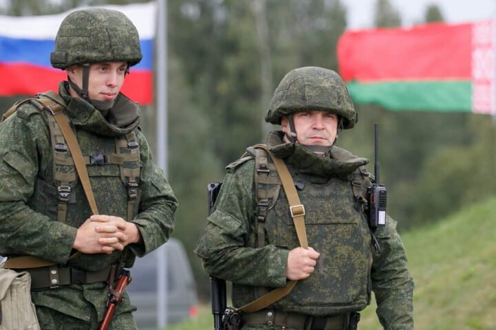 First Russian troops arrive in Belarus for Zapad-2025 as Lithuania calls on NATO for air defense support
