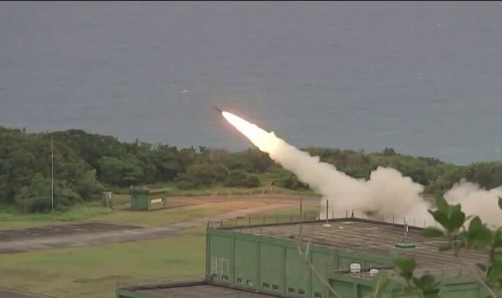 China's bombers conduct drills near Taiwan ahead of Trump-Xi meeting in South Korea