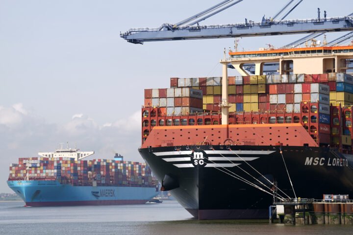 New green shipping tax could increase costs for UK consumers, warns Labour leader