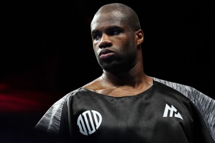 Daniel Dubois withdraws from Frank Sanchez fight, impacting path to Oleksandr Usyk title shot