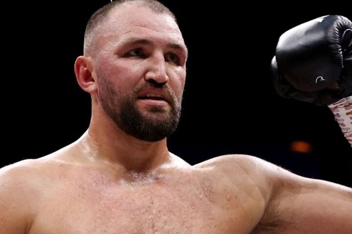 Hughie Fury apologises for anticlimactic first-round win in Holland