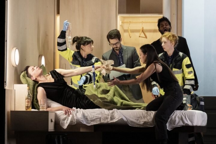Katie Mitchell challenges opera's misogyny in her final production of The Makropoulos Case