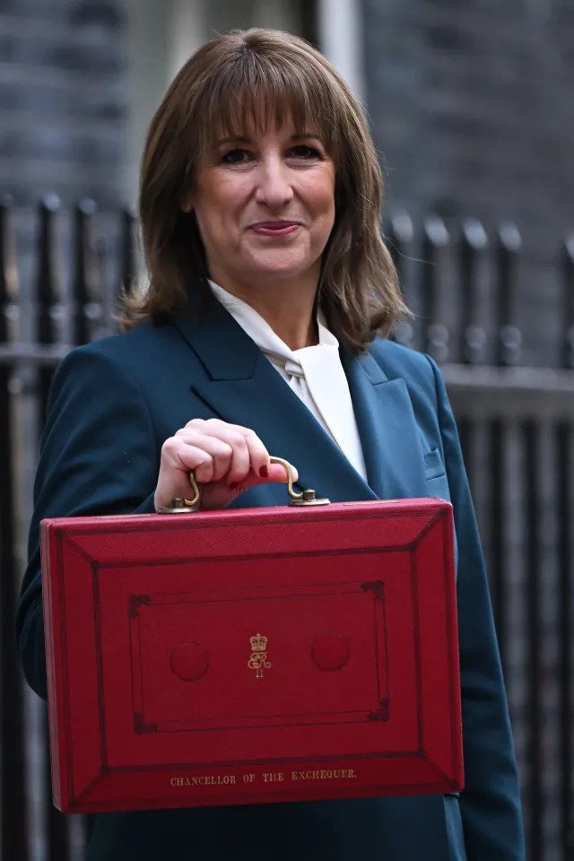 Labour's biggest donor criticizes Rachel Reeves amid calls for Chancellor's resignation