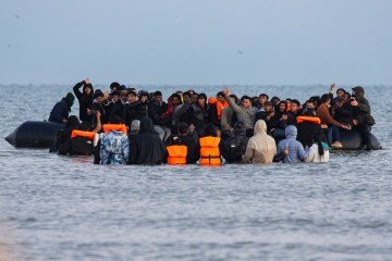 Ministers consider temporary asylum for migrants with return provisions when home countries are safe