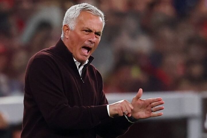 Mourinho criticizes Benfica players' attitude despite cup victory over Atletico CP