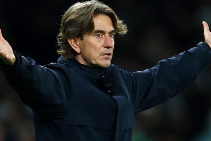 Thomas Frank criticizes Tottenham fans for booing goalkeeper during Fulham defeat