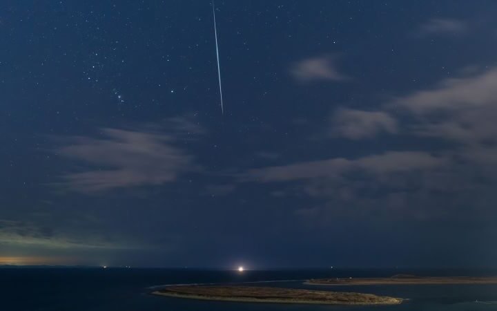 Upcoming peak of the Leonid meteor shower offers a chance for sky-gazers to observe celestial display