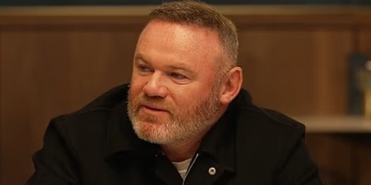 Wayne Rooney reveals £17 million contract, leaving pundits in shock