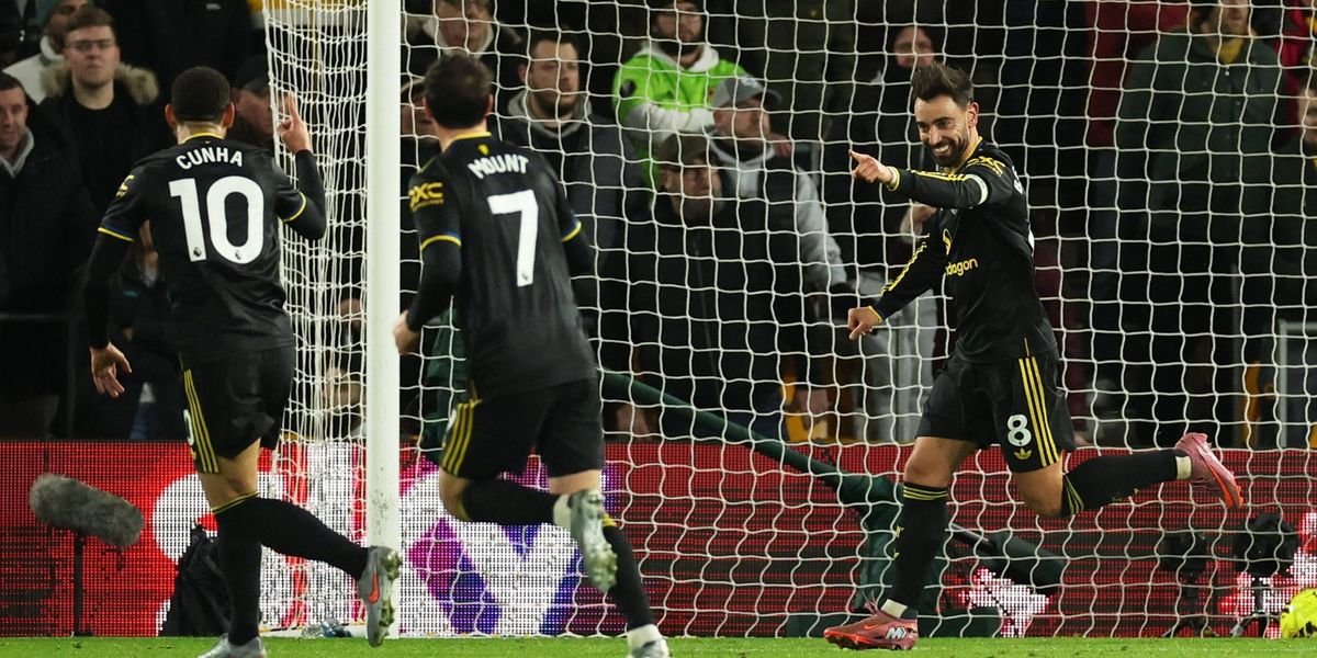 Bruno Fernandes shines as Manchester United thrashes Wolverhampton 4-1 to boost Premier League hopes