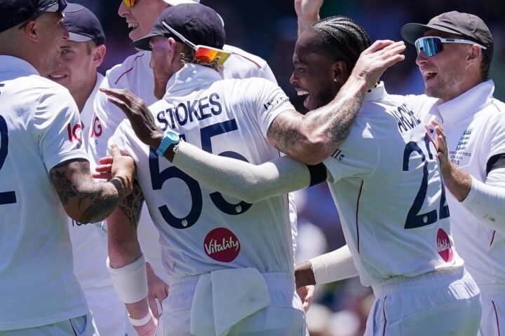 England curbs Australia’s momentum on day one of third Ashes Test in Adelaide
