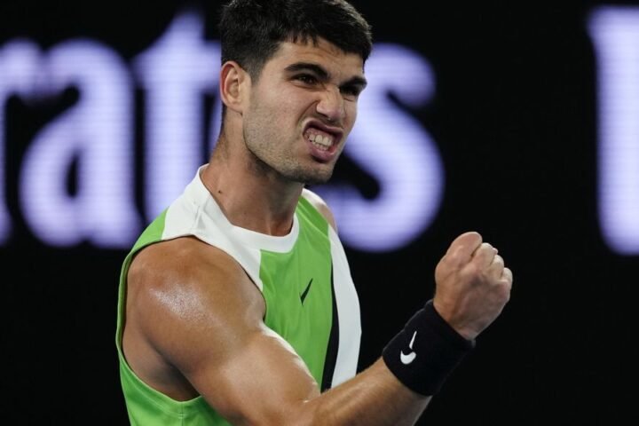 Carlos Alcaraz shares golfing experience with Roger Federer during Australian Open