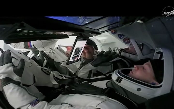 Four astronauts return from ISS after medical issue prompts early departure
