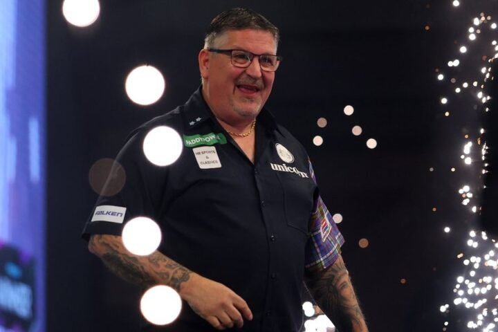 Gary Anderson plans £1 million jackpot on horse feed if he wins World Darts Championship