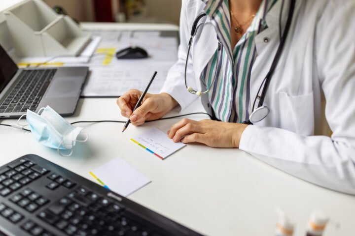 GPs issue 40,000 fit notes daily as health system faces criticism over worklessness