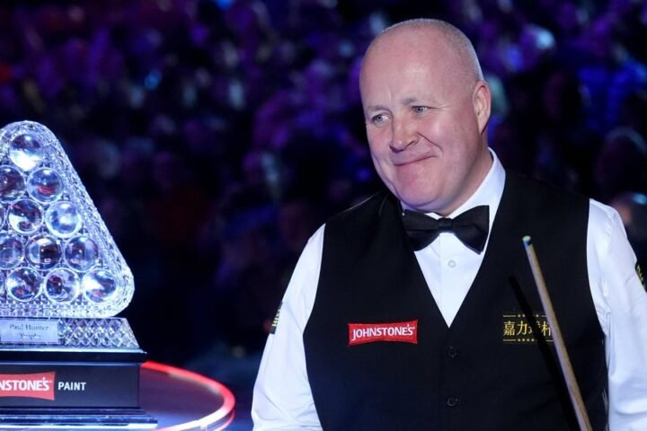 John Higgins stages remarkable comeback to defeat Judd Trump and reach Masters final