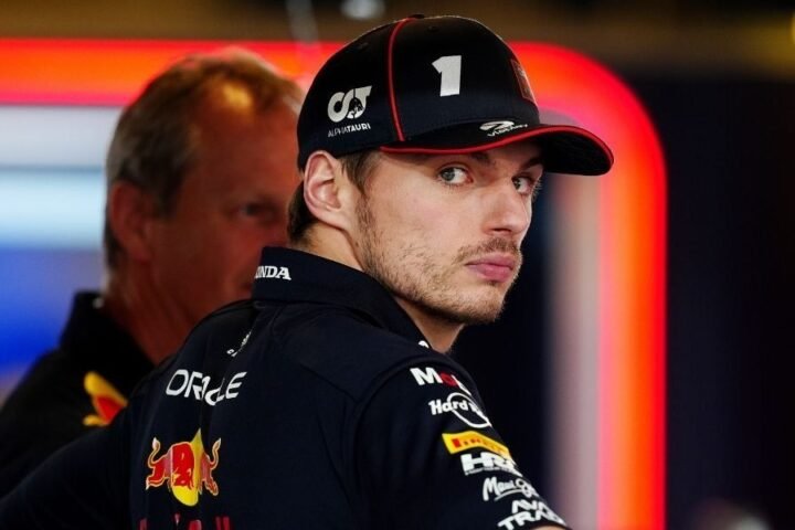 Max Verstappen reaffirms commitment to Red Bull amid speculation of team changes