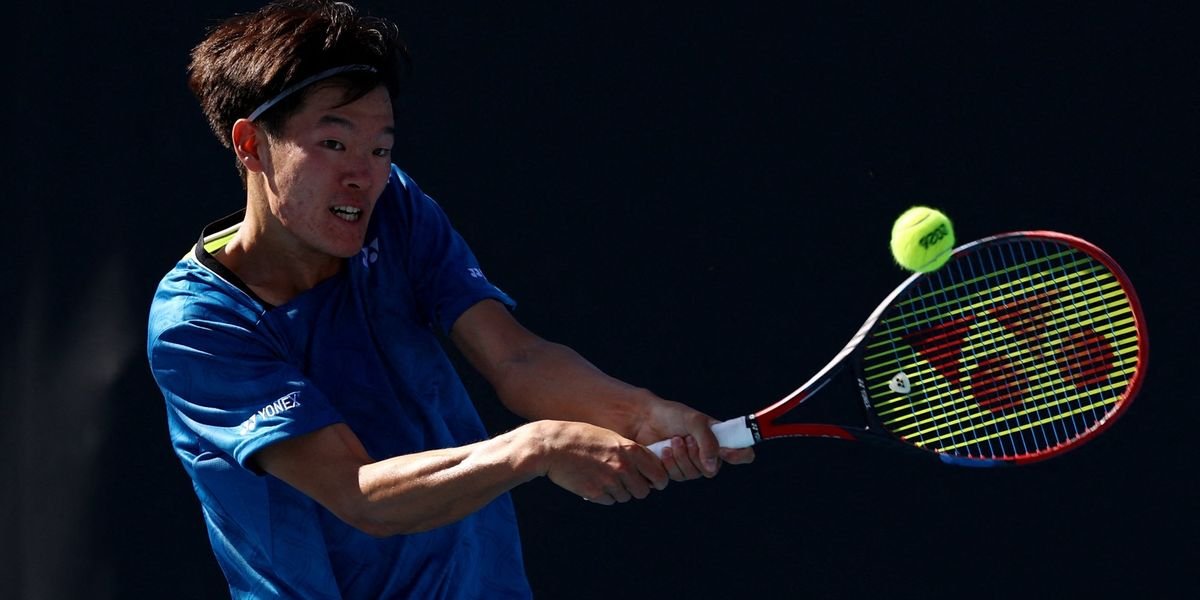Michael Zheng to forfeit over £100,000 in prize money after injury at Australian Open