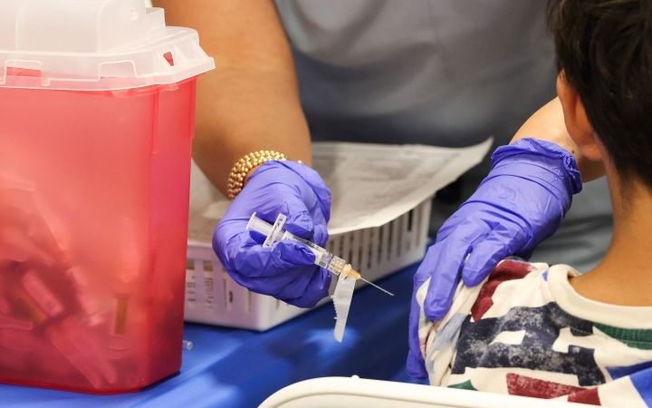 Pediatricians favor American Academy of Pediatrics vaccine guidelines over new federal recommendations