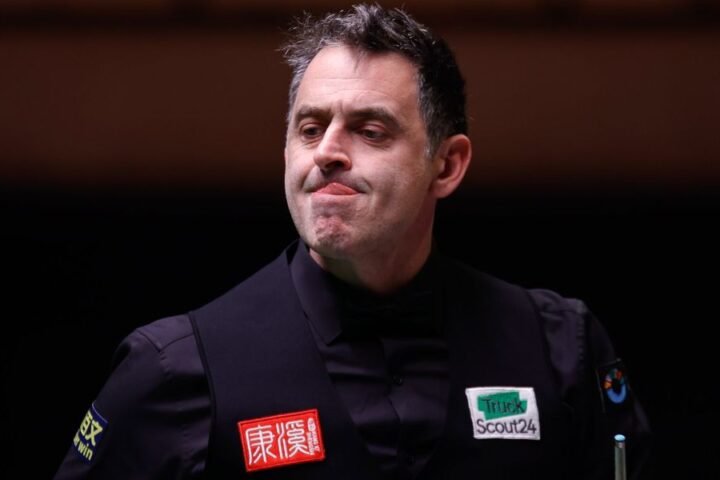 Ronnie O'Sullivan plans to continue playing snooker until at least 2030