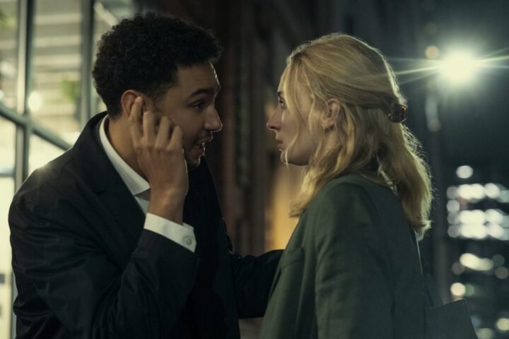 Sophie Turner's 'Steal' delivers a gripping twist on banking drama