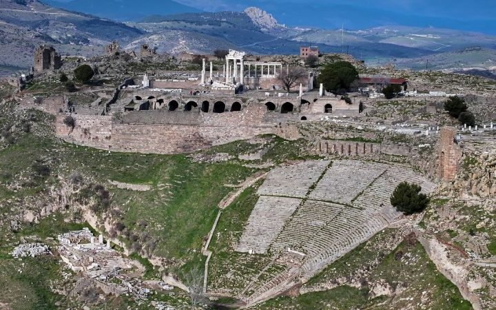 Archaeologists uncover evidence of Romans using human feces in ancient medical practices