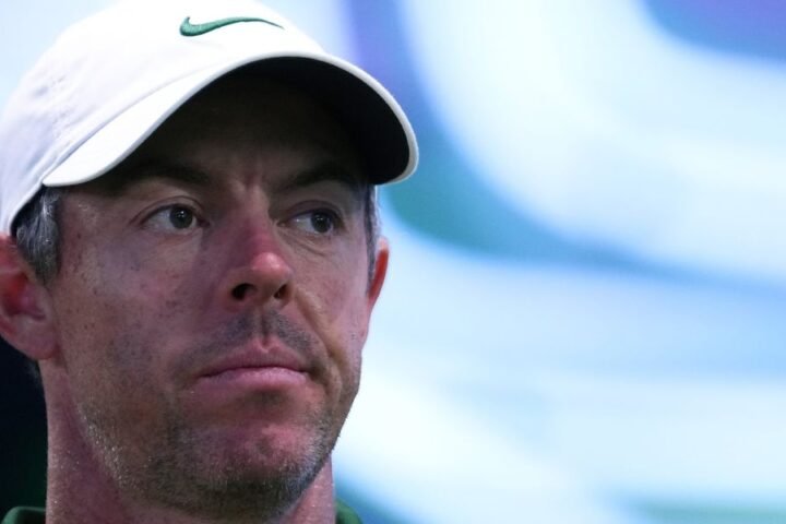 Rory McIlroy returns to traditional blade irons ahead of PGA Tour season opener