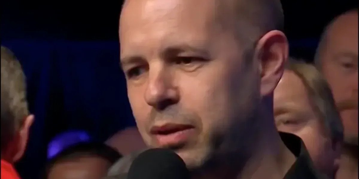 Barry Hawkins dedicates Welsh Open victory to his father in emotional speech