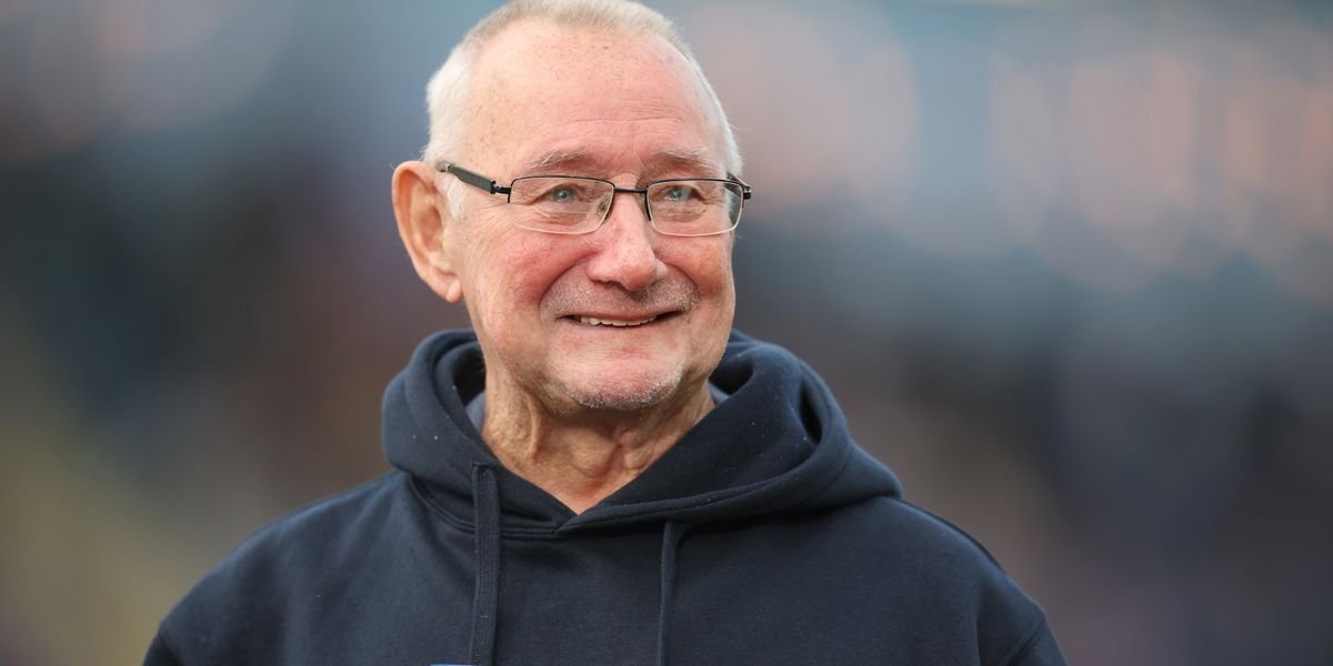 Geoff Burrow, father of rugby icon Rob Burrow, passes away after ill health