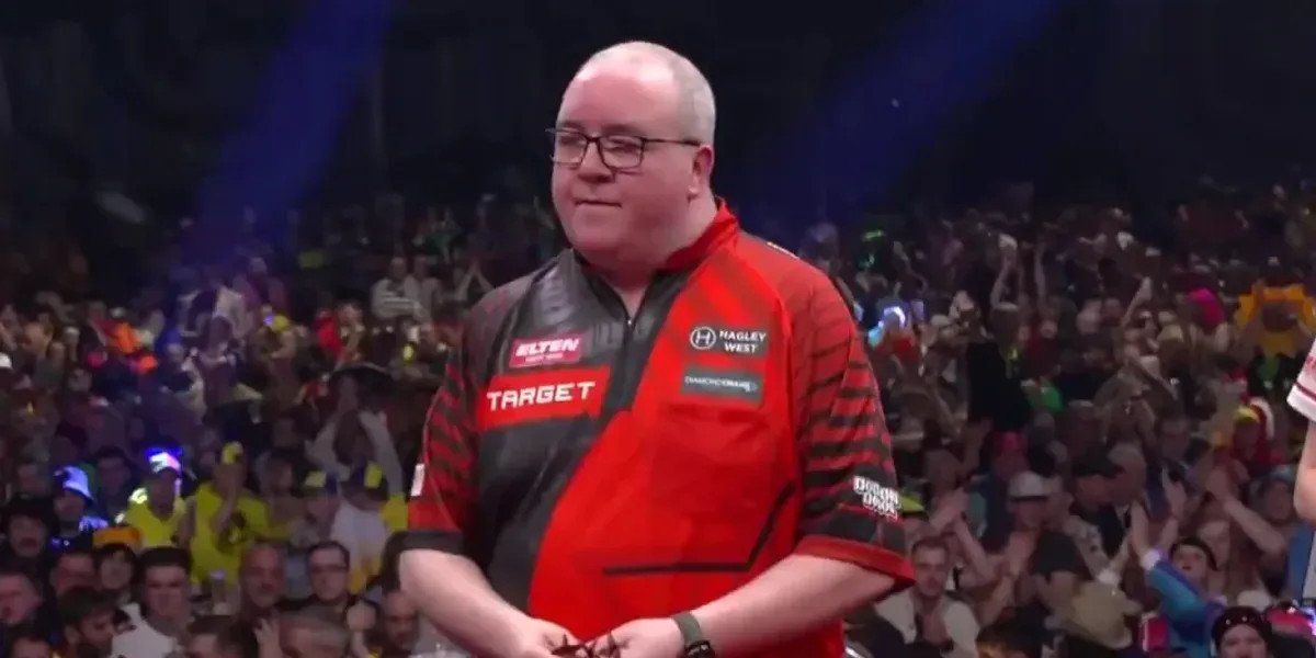 Niko Springer apologises after crowd disruption affects match against Stephen Bunting in Germany