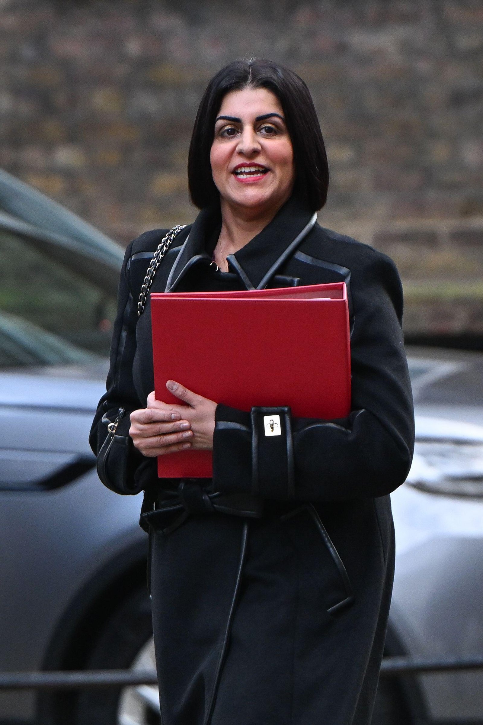 Shabana Mahmood announces immigration reform, reducing temporary refugee status to 30 months