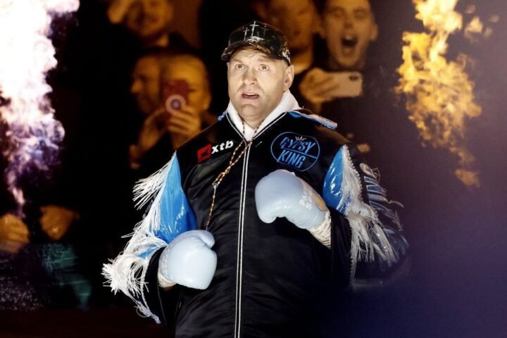 Tyson Fury honours Ricky Hatton with heartfelt tribute before bout at Tottenham Hotspur Stadium