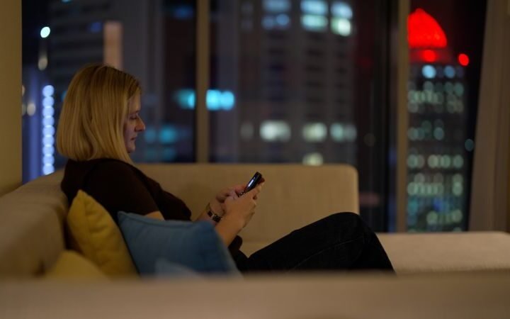Disconnecting from my smartphone: a week-long challenge reveals unexpected hurdles