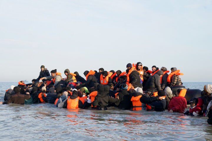 Home Office to implement AI facial recognition for verifying age of migrant arrivals