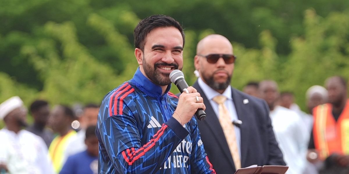 New York mayor Zohran Mamdani embraces Arsenal spirit with bespoke kurta at Eid al-Adha celebration
