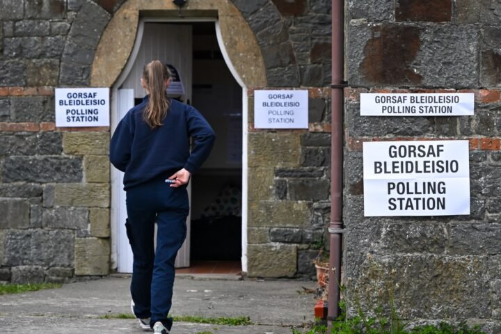 What you need to know about rules in polling stations during local elections