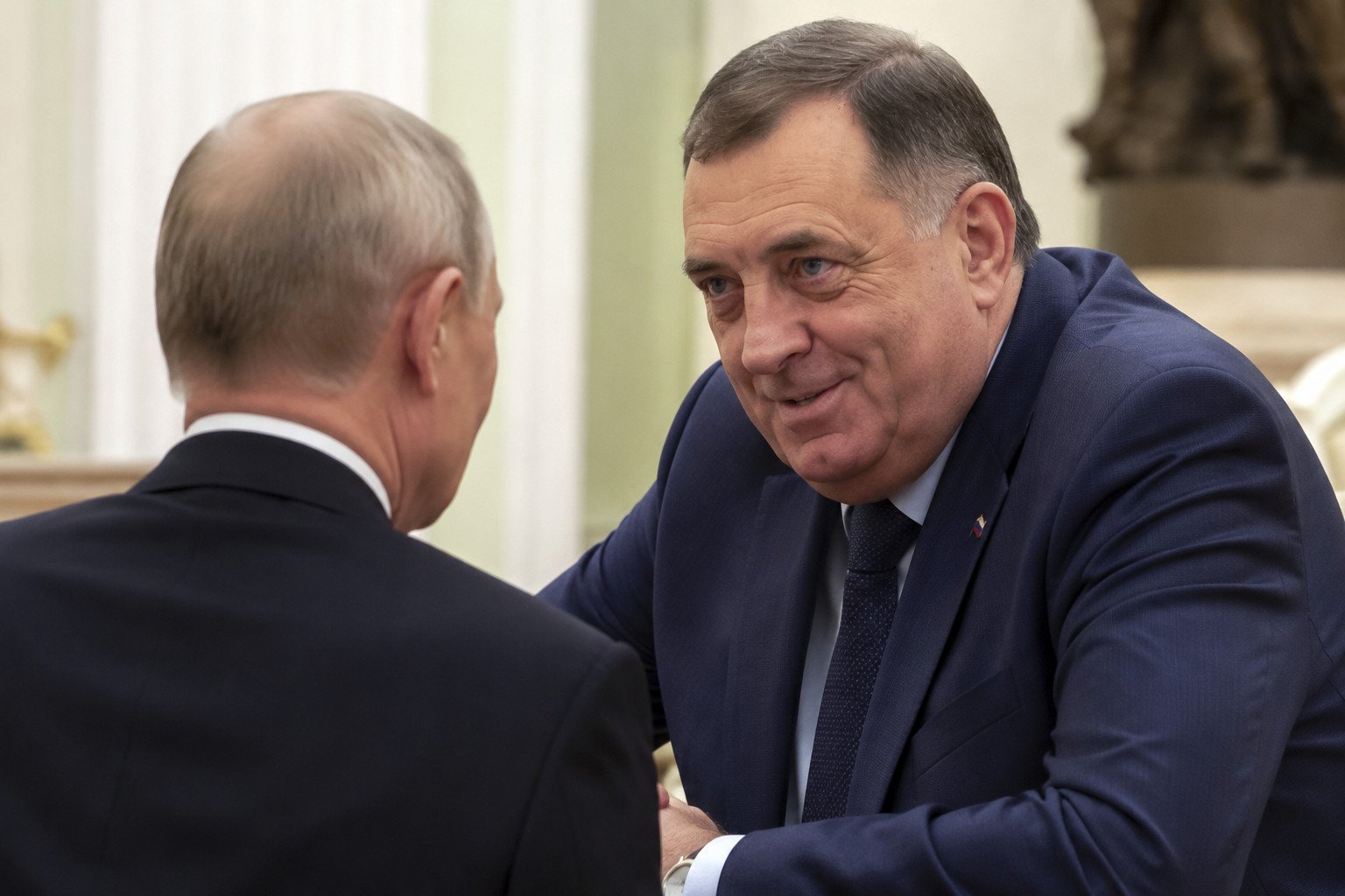 Dodik’s praise for Putin’s ‘wisdom’ fuels Balkan instability and security fears across Europe