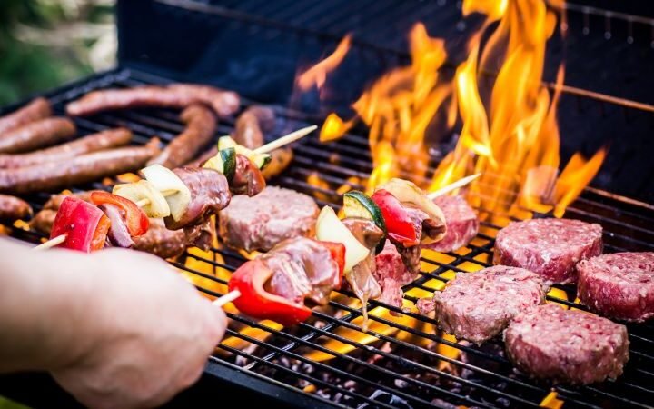 Foodborne illnesses claim 1.5 million lives annually: experts urge improved safety measures