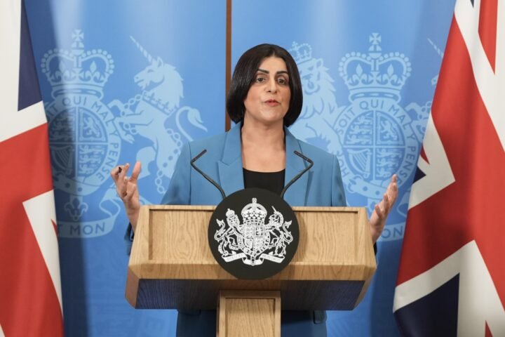 Home Secretary faces backlash over plan to bring thousands of refugees to the UK
