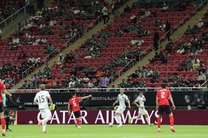 Low attendance marred South Korea's World Cup opener against Czech Republic despite high ticket demand