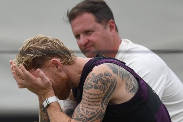Rob Key considers alcohol ban for England players after Stokes' curfew breach