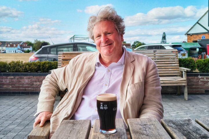 Clacton by-election offers chance to challenge Brexit narrative, says candidate running against Farage