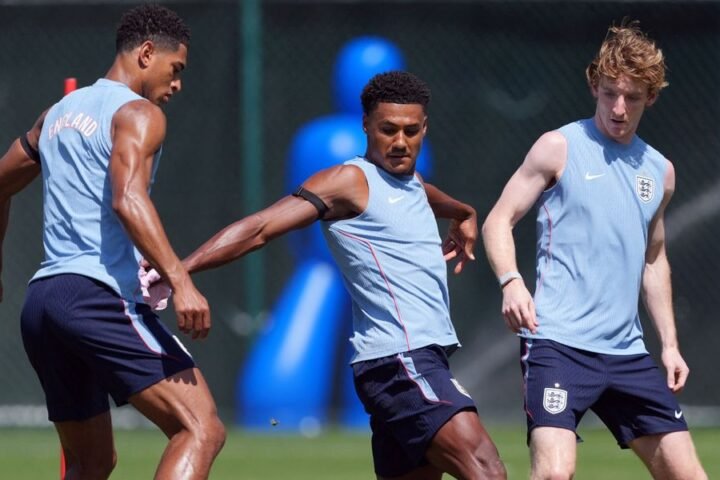 England prepares to face DR Congo in World Cup knockout stage clash