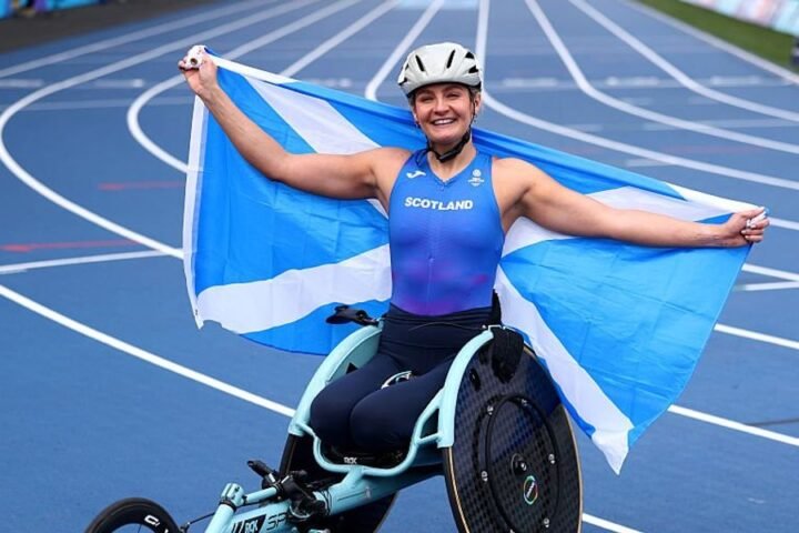 Melanie Woods wins women’s 1500m T54 gold at Commonwealth Games after final restaged
