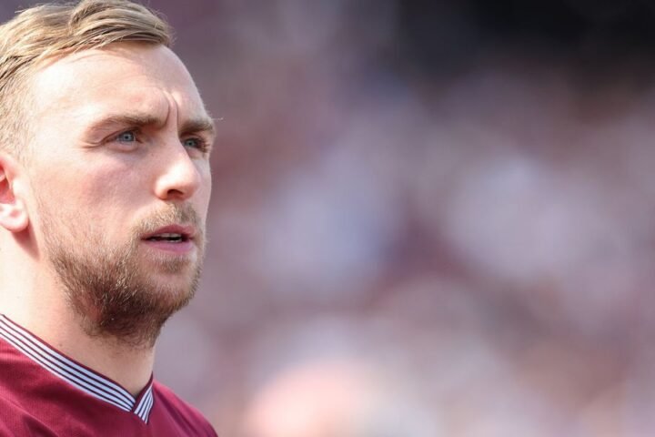 West Ham's new kit launch suggests Jarrod Bowen may stay with club