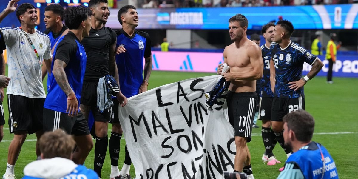 FIFA fines Argentina for political banner display during World Cup semi-final against England