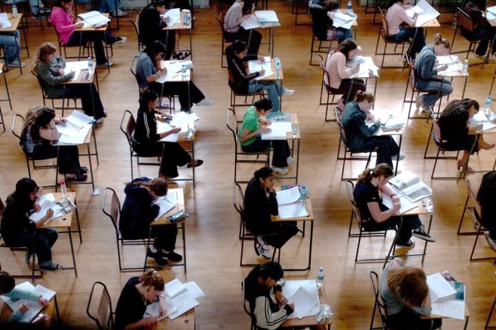 Labour's proposed GCSE resit reforms aim to alleviate failure for young students